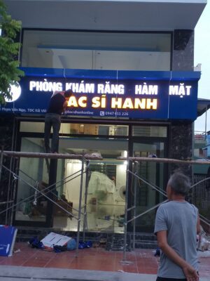 Biển Alu chữ nổi 03