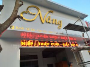 Biển Alu chữ nổi 05