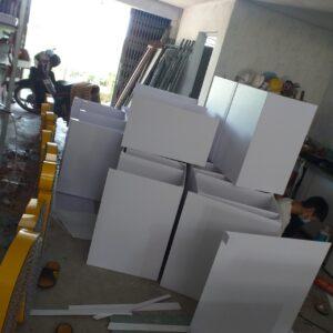 Vách chắn covid văn phòng giá rẻ