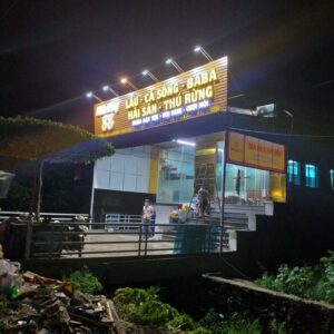 Biển thanh lam tôn chữ nổi