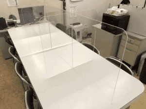 Vách ngăn covid mika 03