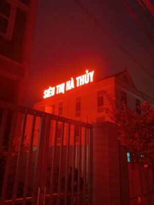 Chữ toà nhà siêu sáng