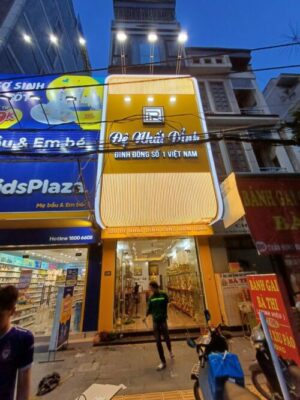 Biển alu chữ nổi